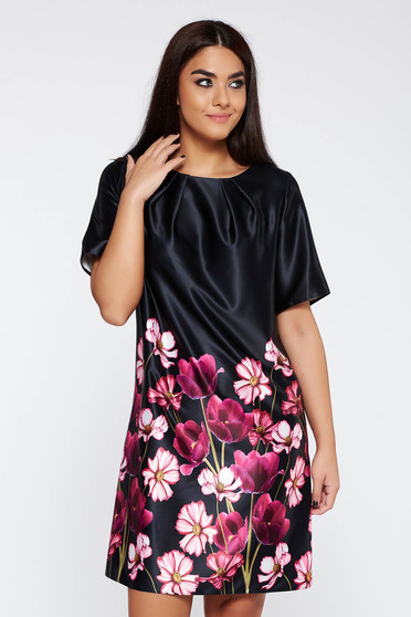 Rochie neagra eleganta cu maneca scurta cu croi larg din material satinat cu imprimeu floral