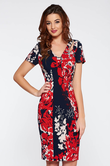 Costum damă rosu elegant cu un croi cambrat din stofa usor elastica