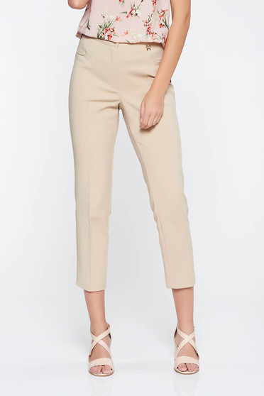 Pantaloni crem office cu talie medie din stofa usor elastica cu un croi mulat