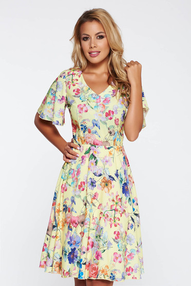 Rochie galbena eleganta de zi in clos cu imprimeuri florale cu elastic in talie