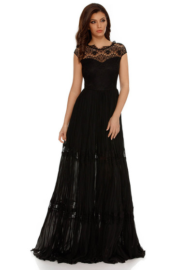 Rochie neagra de ocazie plisata in clos cu aplicatii de dantela