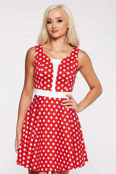 Rochie rosie casual in clos material subtire cu buline