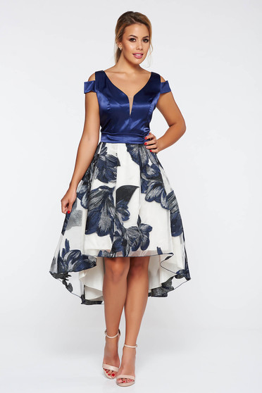 Rochie albastra-inchis de ocazie asimetrica din material satinat captusita pe interior cu umeri decupati