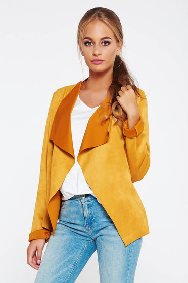 Cardigan SunShine mustariu casual cu croi larg din material catifelat si moale
