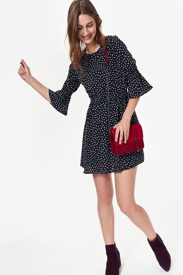Rochie Top Secret neagra casual in clos din material subtire cu elastic in talie