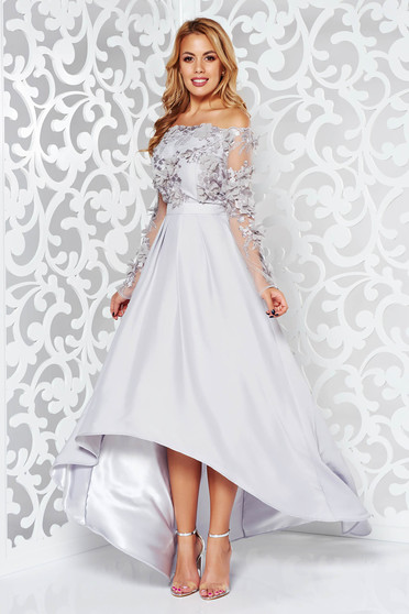 Rochie StarShinerS gri de ocazie asimetrica din material satinat si dantela cu aplicatii florale cu efect 3D