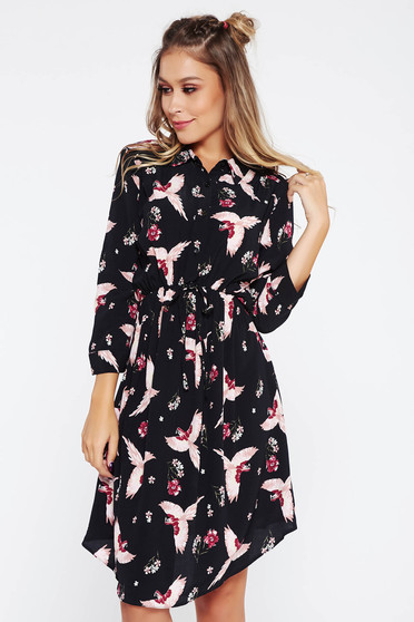 Rochie StarShinerS neagra de zi cu croi larg din material vaporos cu imprimeuri grafice