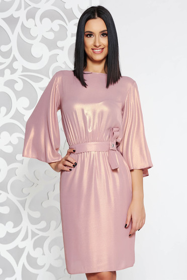 Rochie StarShinerS rosa de ocazie in clos din material subtire captusita pe interior cu elastic in talie