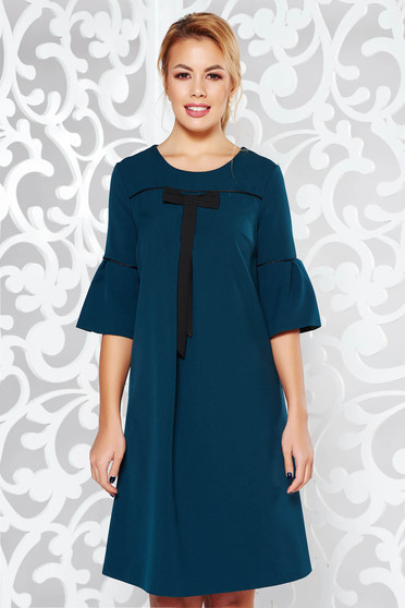 Rochie verde-inchis office cu croi larg din stofa subtire usor elastica cu maneci clopot