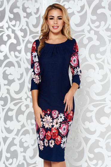 Rochie albastra-inchis de zi midi cu un croi mulat din material elastic cu maneci trei-sferturi