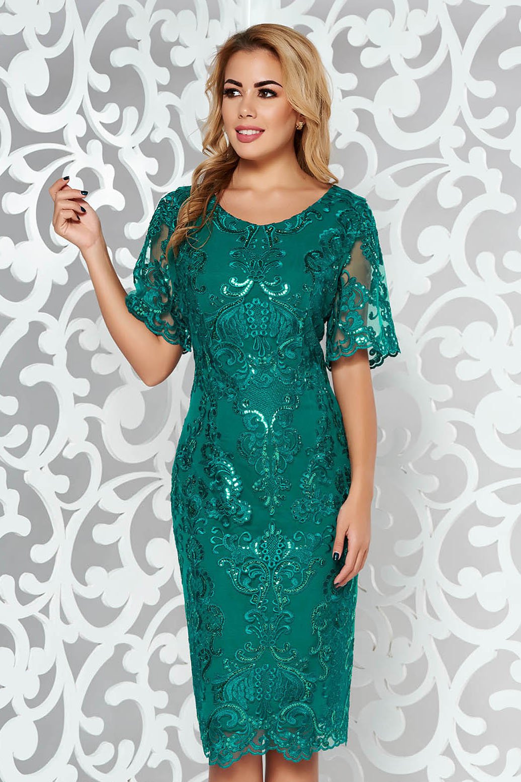 Rochie verde-inchis de ocazie midi tip creion din dantela captusita pe interior cu aplicatii cu paiete