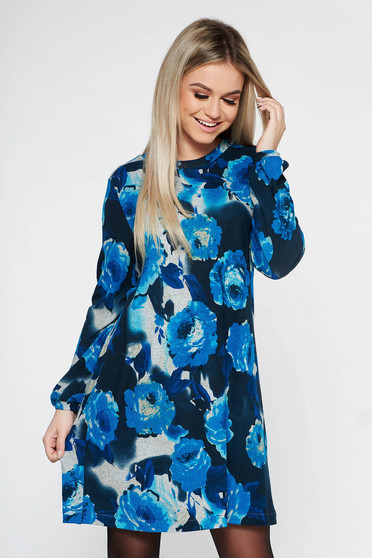 Rochie albastra StarShinerS de zi cu croi larg din material tricotat