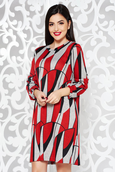 Rochie rosie StarShinerS de zi cu croi larg din material tricotat