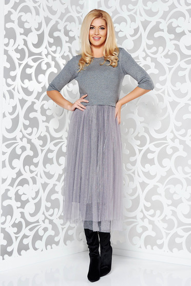 Rochie StarShinerS gri de zi in clos din material tricotat cu elastic in talie cu aplicatii cu pietre strass