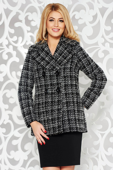 Jacheta neagra office cu un croi drept din material gros captusita pe interior