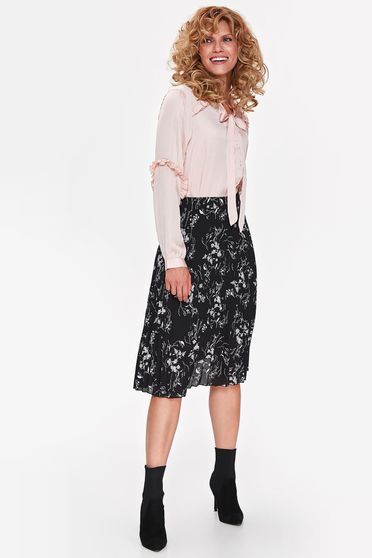 Bluza dama Top Secret rosa eleganta cu croi larg din material satinat cu volanase