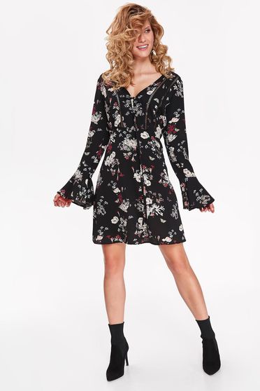 Rochie Top Secret neagra de zi in clos material subtire cu decolteu in v cu volanase la maneca