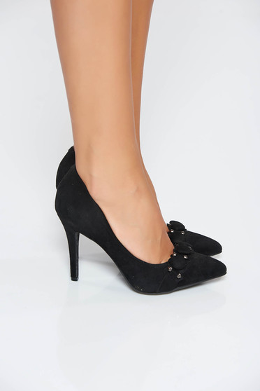 Pantofi negru elegant cu toc inalt cu varful usor ascutit