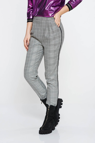 Pantaloni Fofy gri casual conici cu talie inalta din stofa neelastica in carouri cu buzunare
