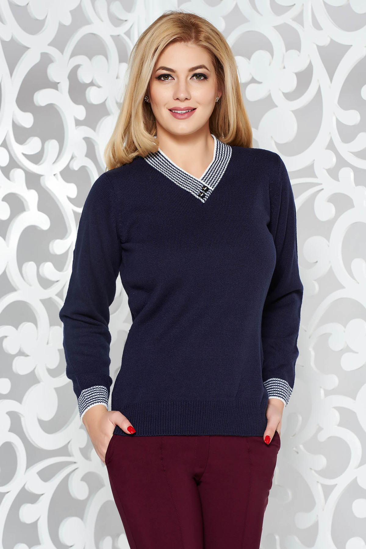 Pulover albastru-inchis casual cu croi larg tricotat cu decolteu in v
