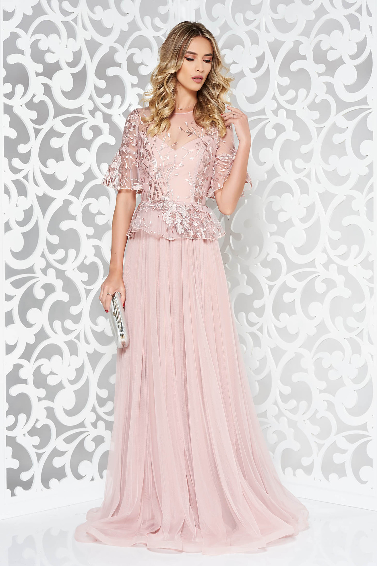 Rochie Ana Radu rosa de lux lunga in clos din tul si dantela brodata cu peplum