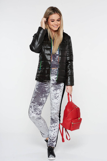 Set Ocassion gri casual cu un croi mulat din catifea cu pantaloni cu buzunare