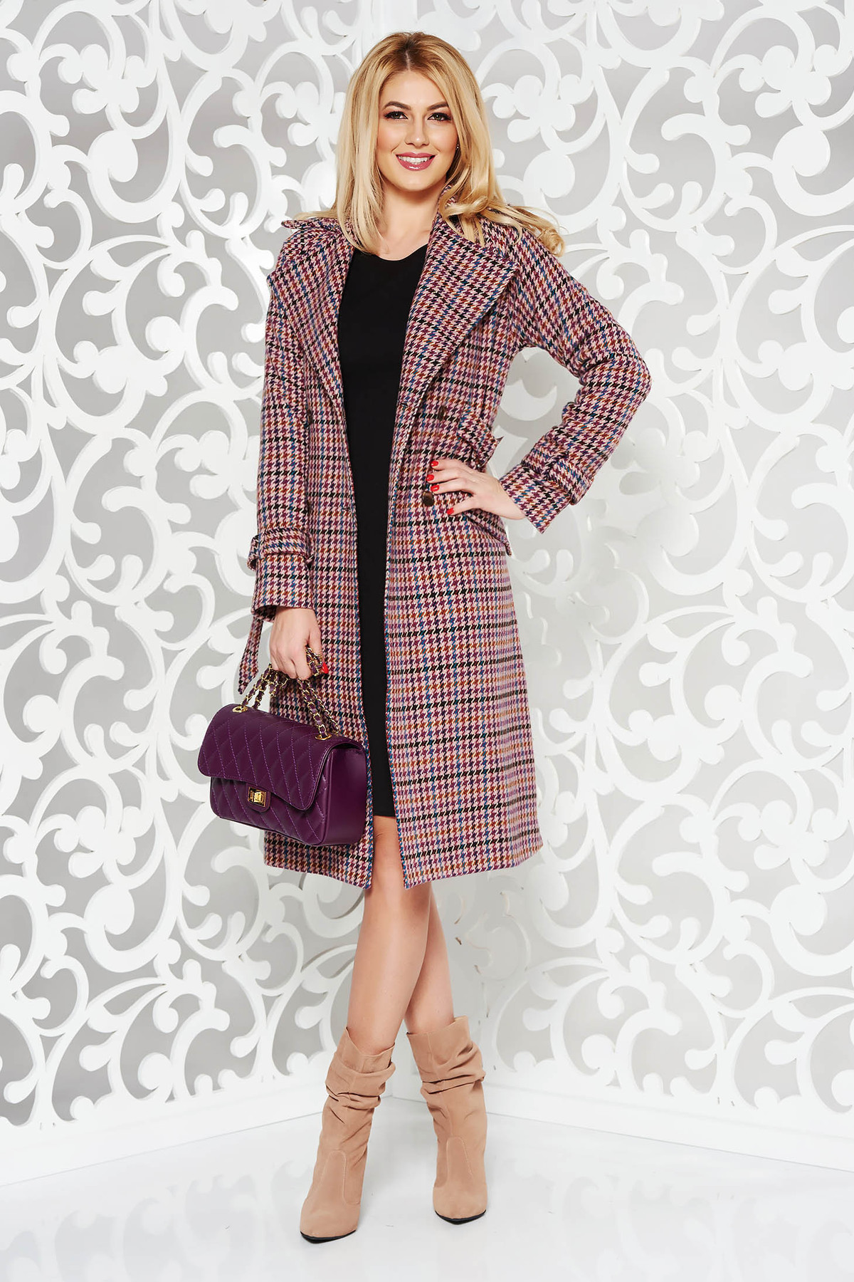 Palton StarShinerS rosa din lana cu un croi cambrat captusit pe interior accesorizat cu cordon