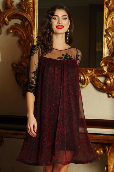 Rochie Artista visinie de ocazie cu croi larg din material subtire cu fir lame captusita pe interior cu maneci din dantela