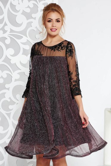 Rochie Artista rosa de ocazie cu croi larg din material subtire cu fir lame captusita pe interior cu maneci din dantela