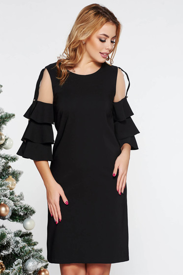 Rochie LaDonna neagra eleganta cu un croi drept din stofa usor elastica captusita pe interior cu aplicatii de tul