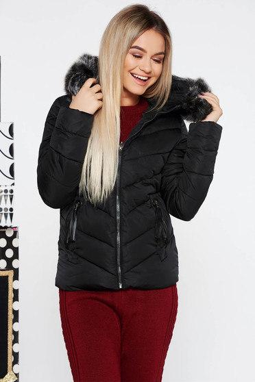 Geaca SunShine neagra scurta din fas matlasat captusita pe interior cu buzunare