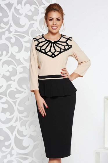 Rochie crem eleganta midi tip creion din material usor elastic cu peplum