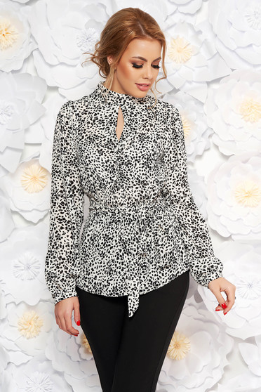 Bluza dama StarShinerS alba cu croi larg din material satinat accesorizata cu cordon