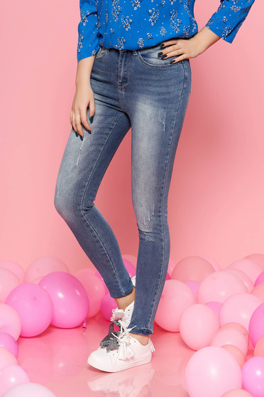 Blugi Top Secret albastri casual cu un croi mulat din bumbac usor elastic cu talie medie