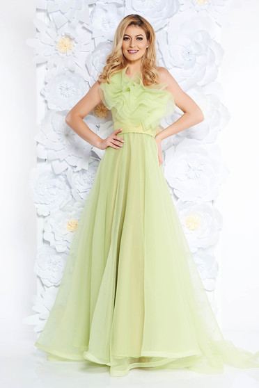 Rochie Ana Radu verde-deschis de lux pe umar din tul captusita pe interior cu volanase