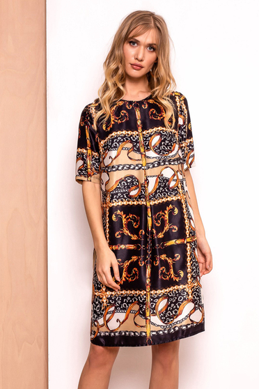 Rochie PrettyGirl neagra de zi cu croi larg midi din material usor elastic cu maneci scurte