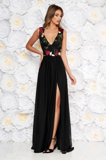 Rochie Artista neagra de ocazie brodata in clos din tul cu bust buretat captusita pe interior