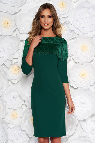 Rochie verde eleganta midi tip creion din material usor elastic cu franjuri cu aplicatii de dantela