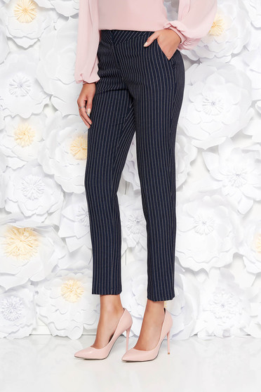 Pantaloni albastru închis office conici cu talie medie din stofa neelastica cu buzunare