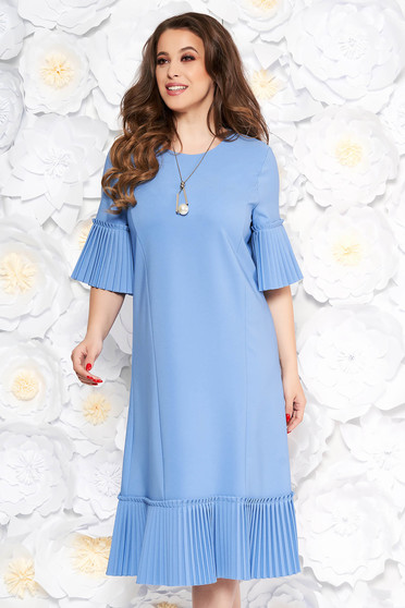Rochie albastra-deschis eleganta midi cu un croi drept din stofa usor elastica