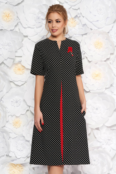 Rochie neagra office midi cu croi in A din stofa usor elastica cu buzunare accesorizata cu brosa