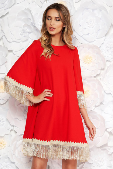 Rochie LaDonna rosie eleganta cu croi larg din stofa neelastica cu franjuri cu maneca 3/4