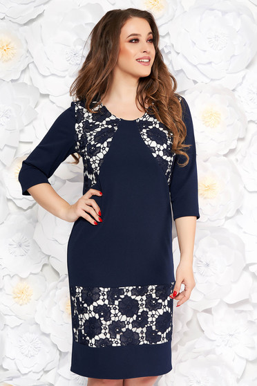 Rochie albastra-inchis eleganta cu un croi drept din material usor elastic cu aplicatii de dantela