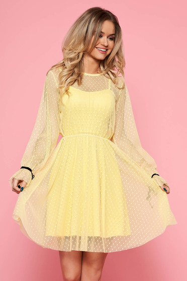 Rochie SunShine galbena casual in clos din tul captusita pe interior cu bust buretat