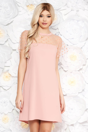 Rochie rosa maneci scurte, transparente cu croi larg