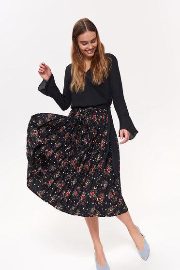 Bluza dama Top Secret neagra casual accesorizata cu cordon cu decolteu in v