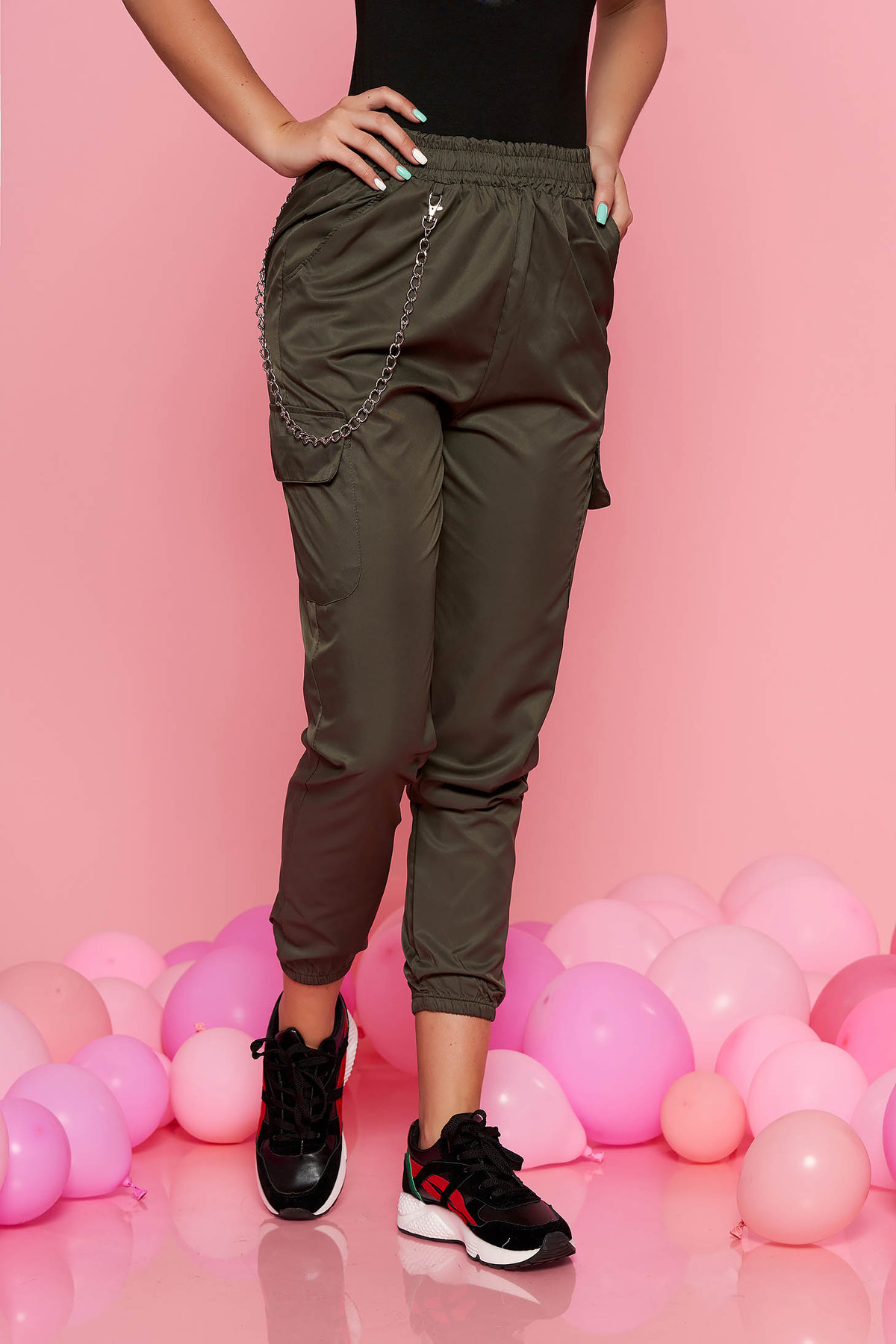 Pantaloni SunShine khaki casual cu talie medie cu elastic in talie lantisor detasabil
