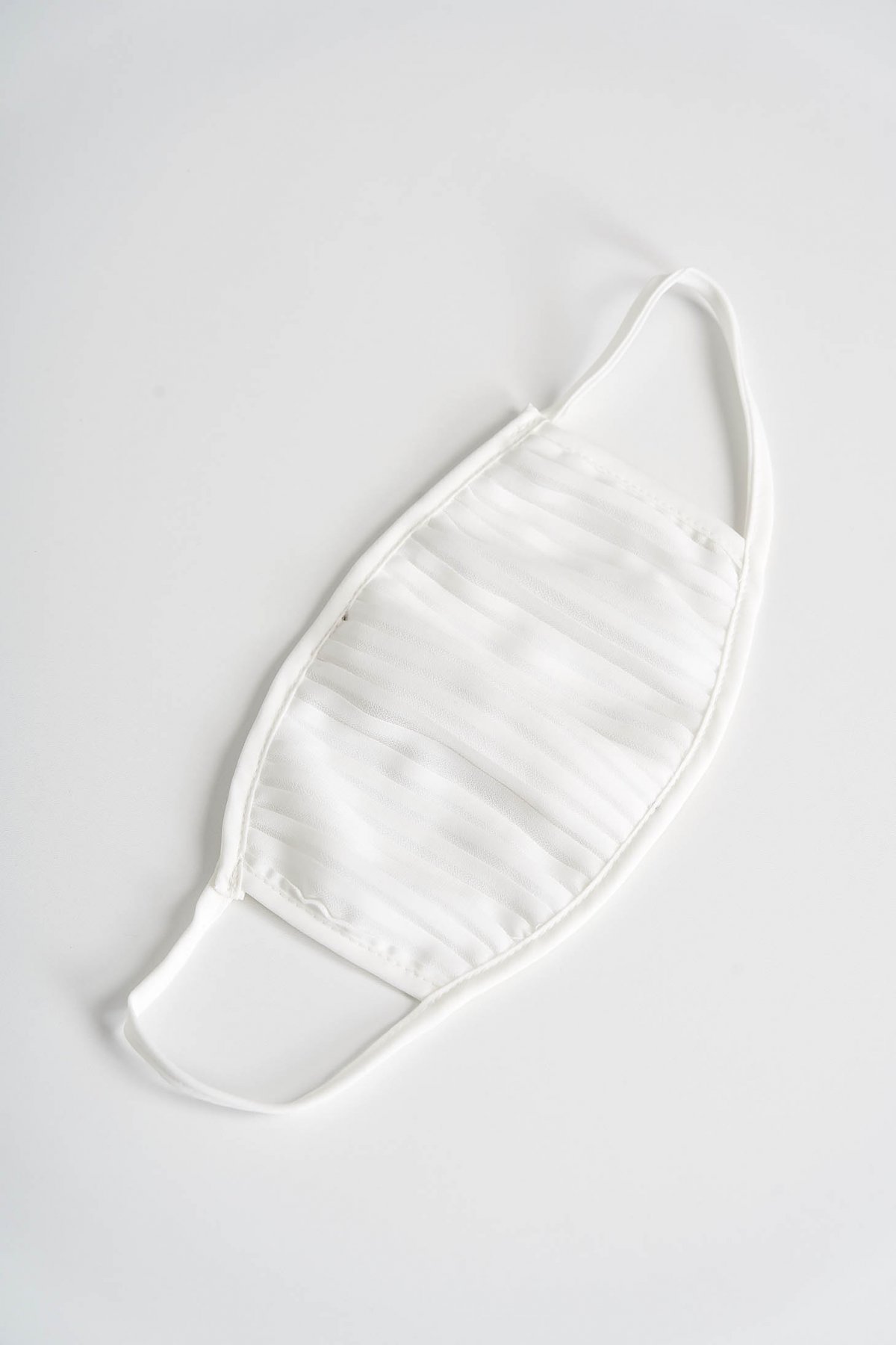 Masca de protectie StarShinerS alba plisata cu gaici neelastice
