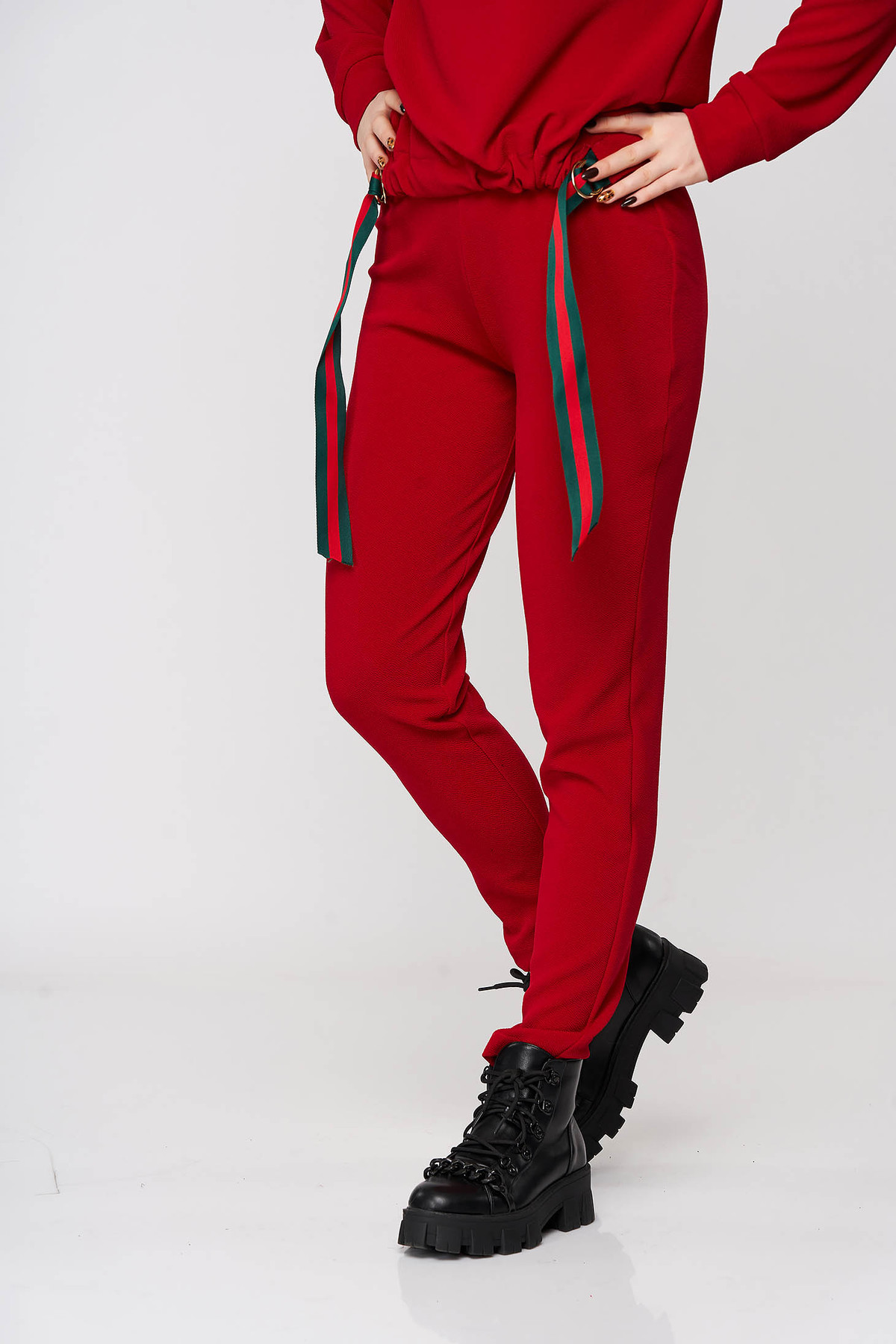 Pantaloni StarShinerS rosii sport conici din material elastic cu elastic in talie StarShinerS imagine noua