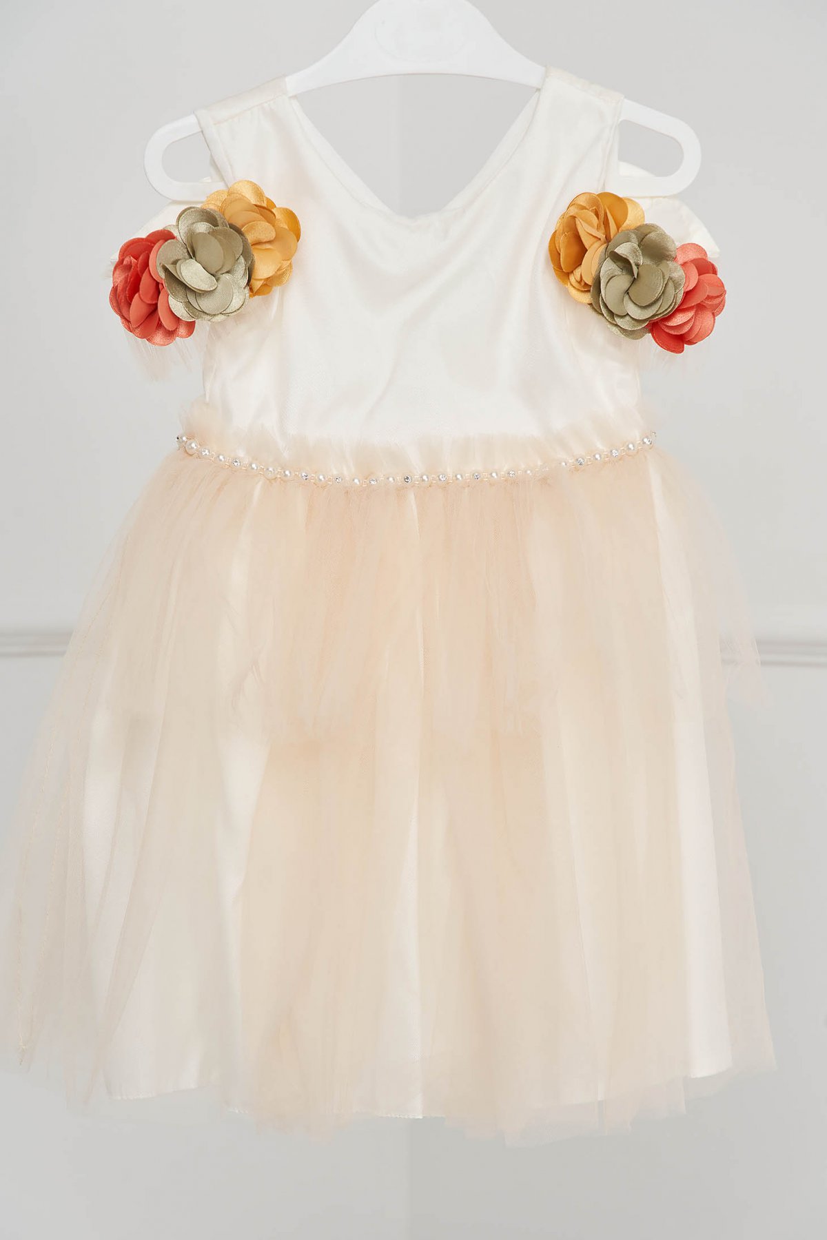 Rochie pentru fetite ivoire de ocazie din tul cu aplicatii cu margele iin talie si flori in relief la maneci - medelin.ro